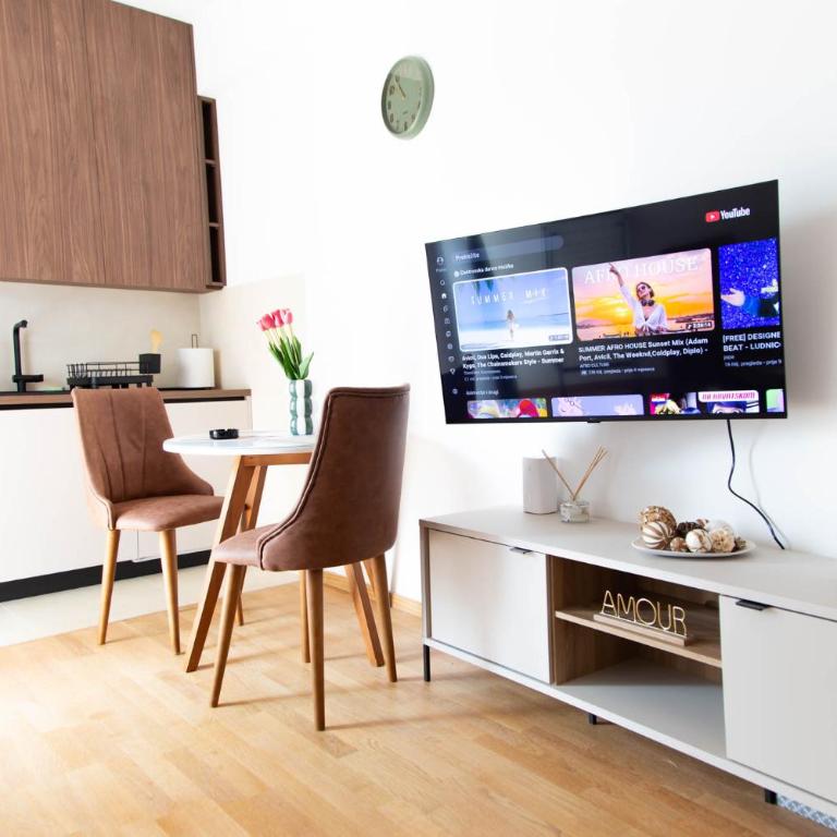 Tulip Apartments Podgorica - New Studio, Self Check-in, Airport Pickup - One-Bedroom Apartment - 7