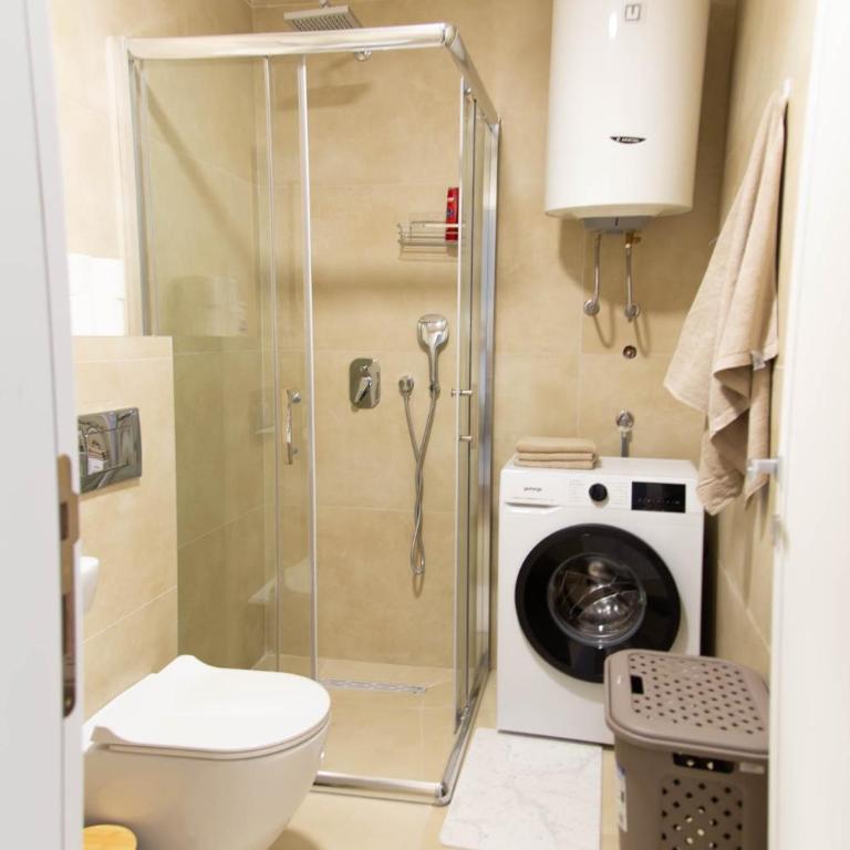 Tulip Apartments Podgorica - New Studio, Self Check-in, Airport Pickup - One-Bedroom Apartment - 40