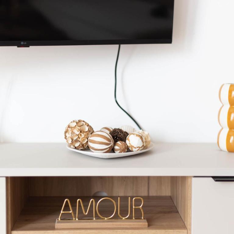 Tulip Apartments Podgorica - New Studio, Self Check-in, Airport Pickup - One-Bedroom Apartment - 16