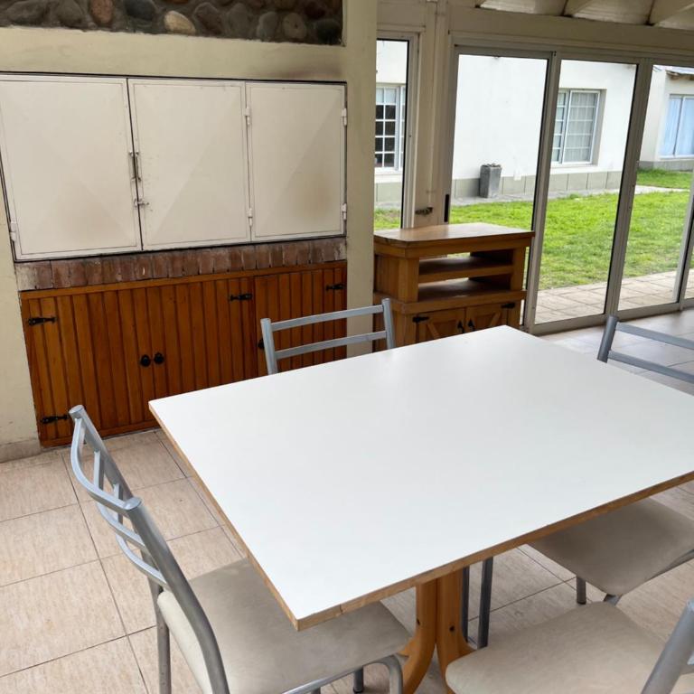 Alquila en Sierra de la Ventana - Casa con 1 dormitorio - 3