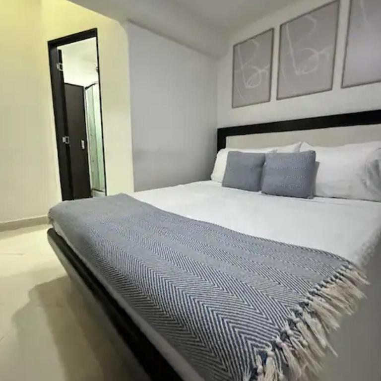 Espacioso apartamento con jacuzzi y mesa de billar - Apartamento - 13