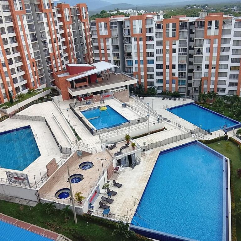Apartamento en El Peñón, Girardot - Apartamento de 3 dormitorios - 29