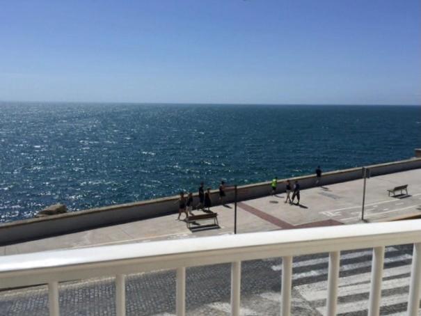 Cádiz frente al mar - Apartamento de 2 dormitorios - 11