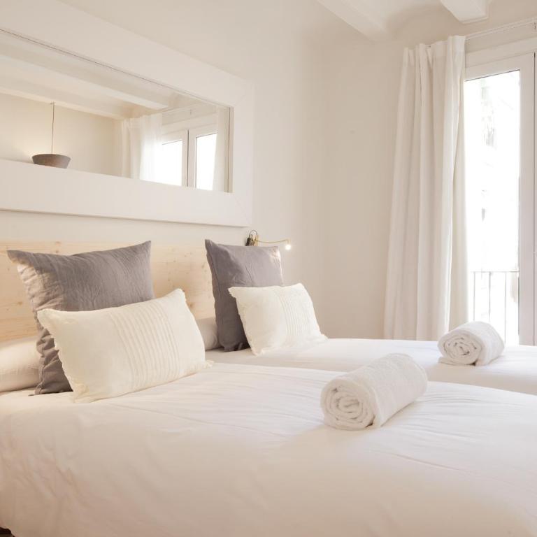 Canela Homes BARCELONA MACBA - Two-Bedroom Apartment - 12