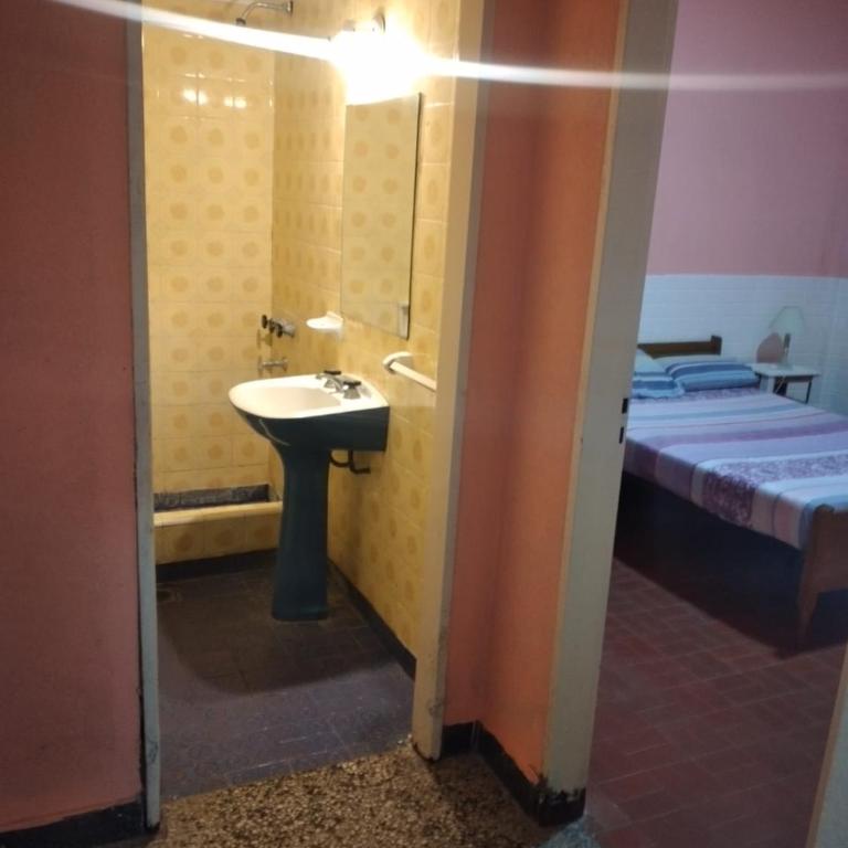 Departamento calle 4 - One-Bedroom Apartment - 5