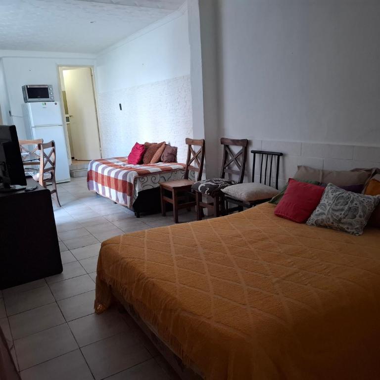 Alojamiemto temporario en Buenos Aires Casa con Jardín Hasta 7 huéspedes - Two-Bedroom Apartment - 13