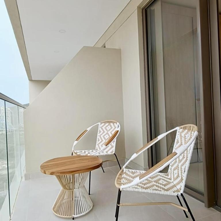 Loft Piso 13 - Vista a Sierra Nevada - Playa Salguero - One-Bedroom Apartment - 29
