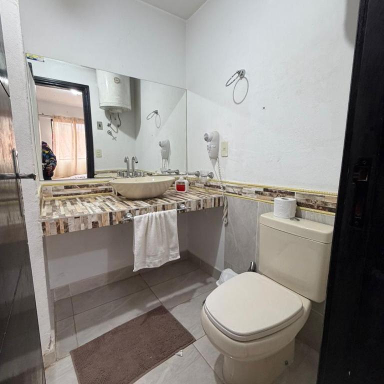 Hotel Arthaus - Triple Room - 9