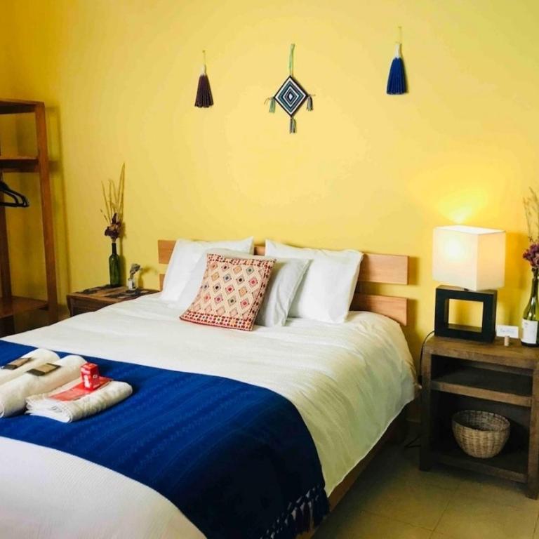 Casa Ohana private room queen and bath - Chambre Double avec Salle de Bains Privative - 1