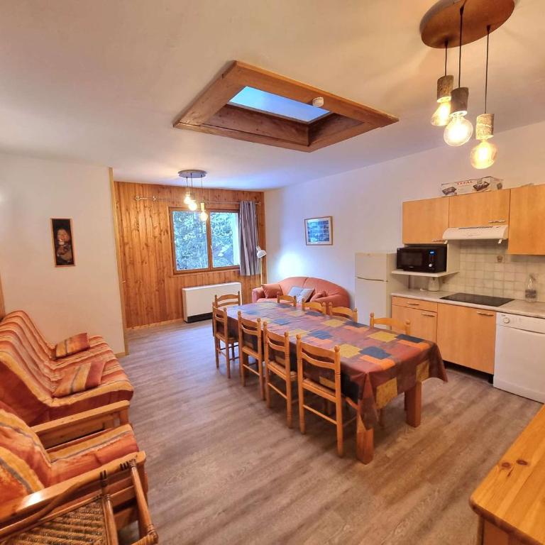 Appartement accueillant animaux - 10 pers. - FR-1-393-205 - Appartement - 2