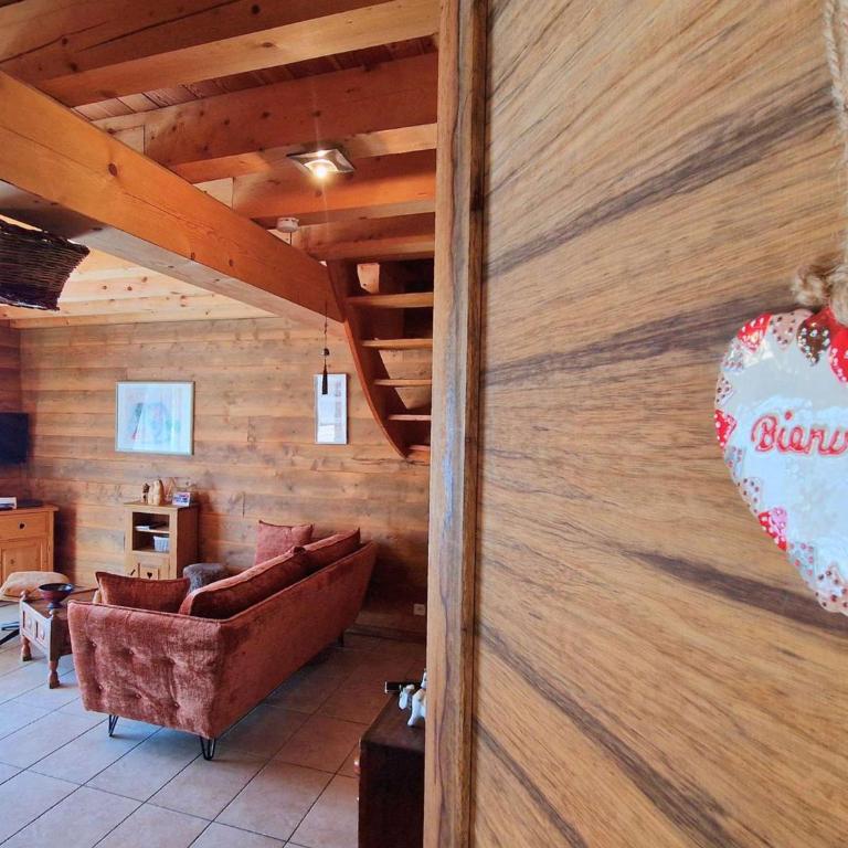 Chalet avec spa, animaux admis - 6 pers. - Chalet 2 Chambres - 10