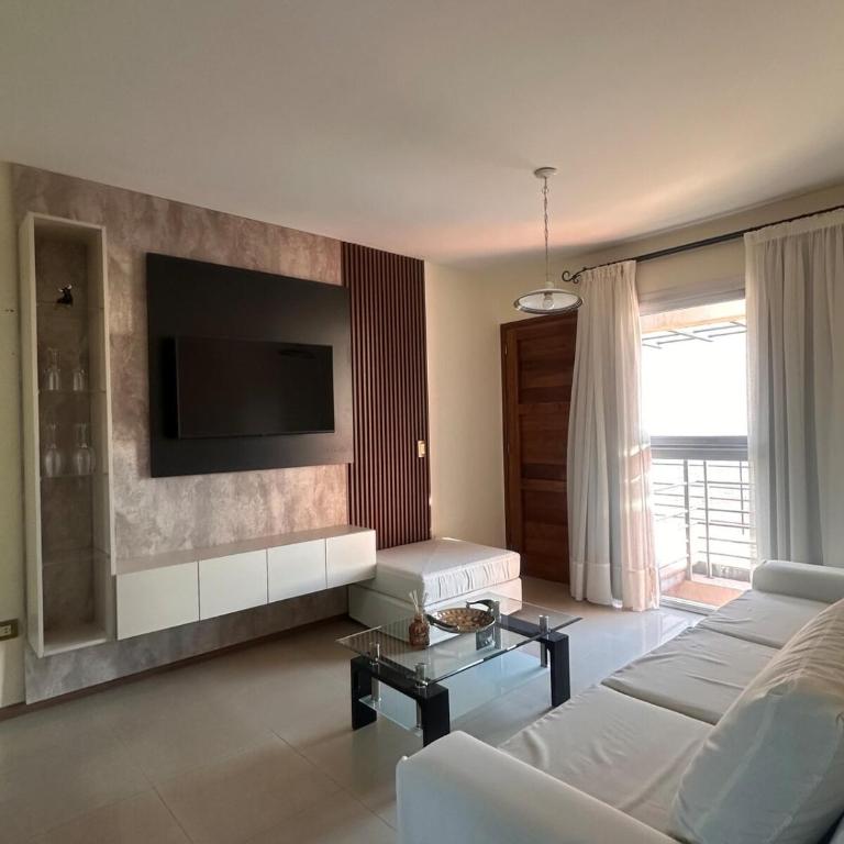 Agradable y Completo Departamento Céntrico - Two-Bedroom Apartment - 1