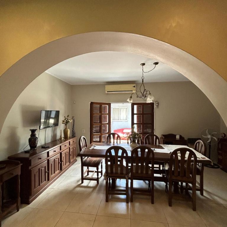 Importante casa en Fisherton - Four-Bedroom House - 21
