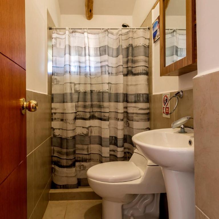 KINTU Ecolodge - Four-Bedroom House - 24