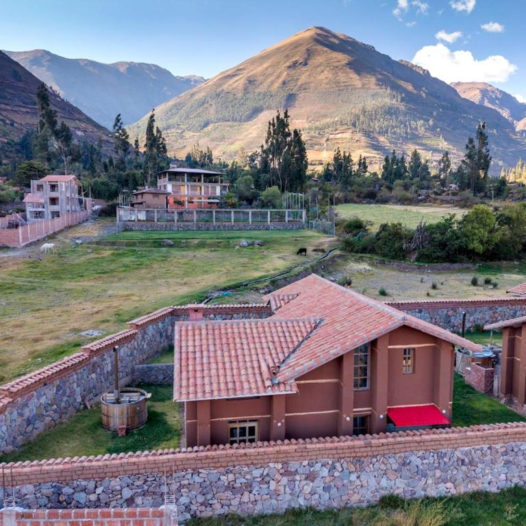 KINTU Ecolodge - Four-Bedroom House - 26