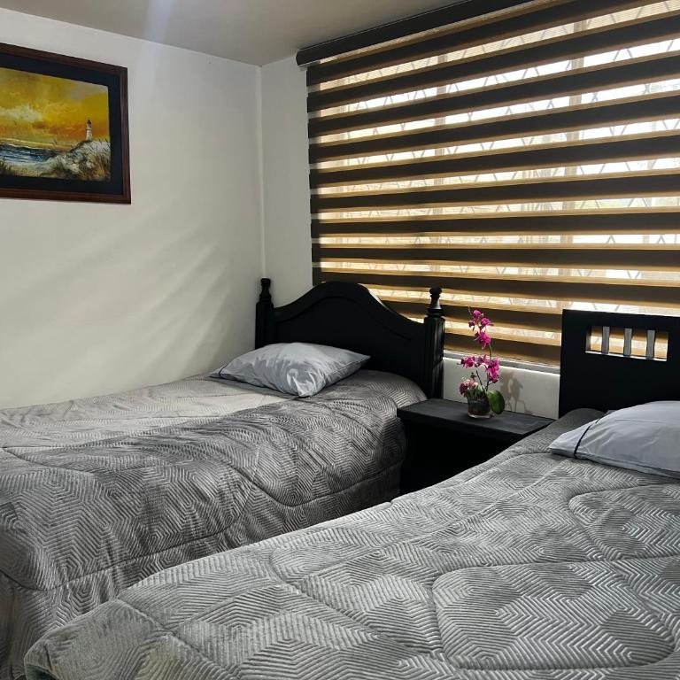 Mini Departamento en Tulcán - Suite Familiar - 12
