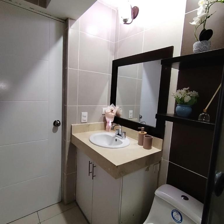 Dormitorio Premium Con Baño Privado - Deluxe Queen Room - 11