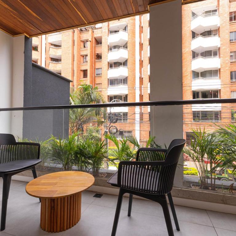 Opera Living by HOUSY - Apartamento Superior de 1 dormitorio con balcón - 7