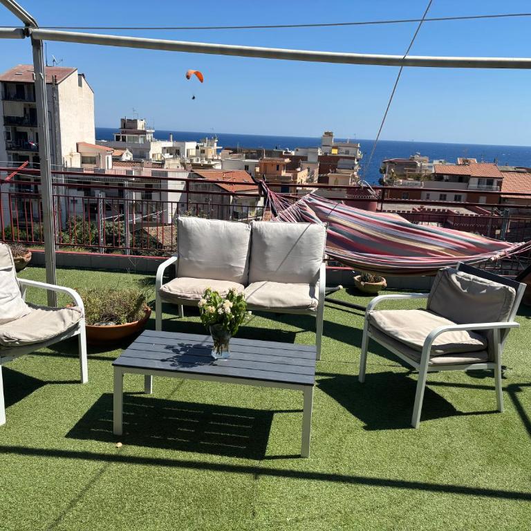 Terrazza Fiumara - Appartamento con Vista Città - 1