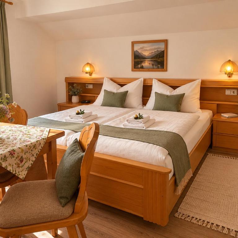 Gasthof Wascherwirt - Vierbettzimmer mit eigenem Bad - 5