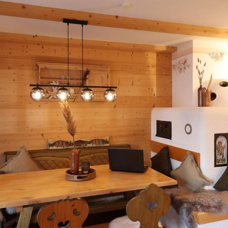 Ruhige Chalet-Style Suite am Kurpark neben der Therme - Apartment - 11