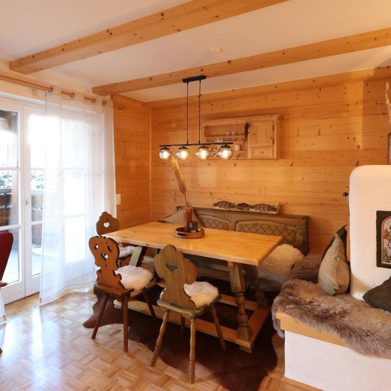 Ruhige Chalet-Style Suite am Kurpark neben der Therme - Apartment - 9