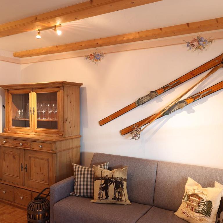 Ruhige Chalet-Style Suite am Kurpark neben der Therme - Apartment - 12