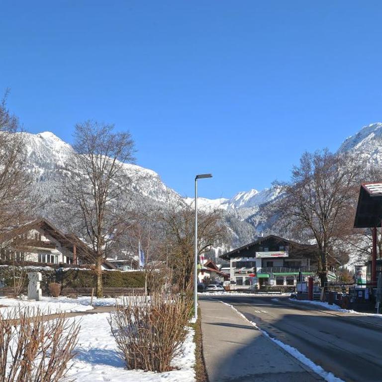 Ruhige Chalet-Style Suite am Kurpark neben der Therme - Apartment - 7