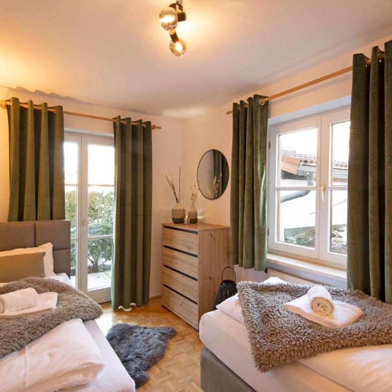 Ruhige Chalet-Style Suite am Kurpark neben der Therme - Apartment - 4