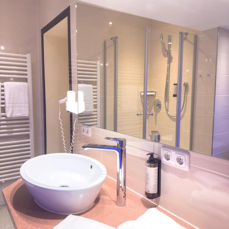 ALPURA Allgäu - Hotel, Gym & Sauna - Suite mit Bergblick - 7