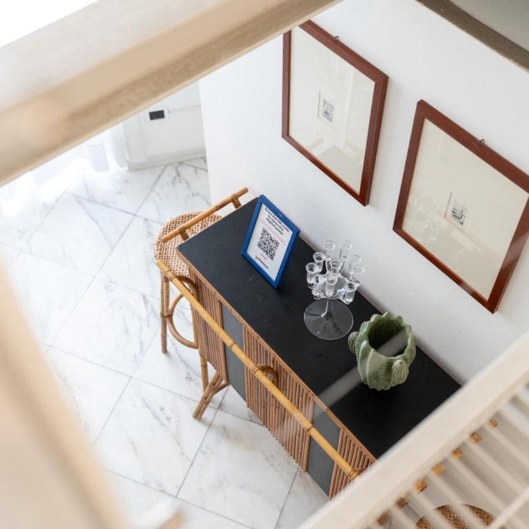 Peruzzi Apartment - Two-Bedroom Apartment - 21