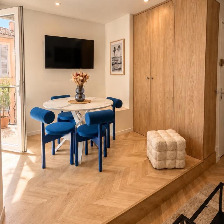 L'écrin Sanaryen - Chic two-room apartment in the heart of the Pkg alleys - Appartement 2 Chambres - 26
