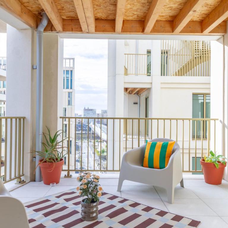 Pop Station - Grand T2 avec Terrasse - Proche gare - Appartement 1 Chambre avec Terrasse - 14