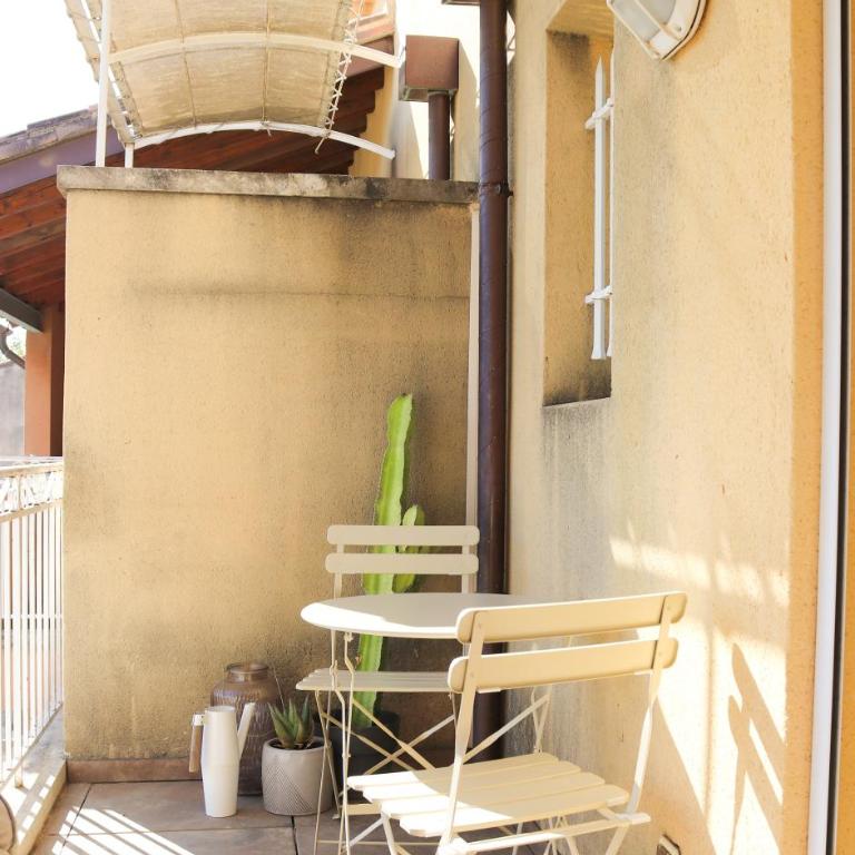 Duplex avec vue sur les Alpilles & parking privé - Appartement 2 Chambres avec Balcon et Terrasse - 26