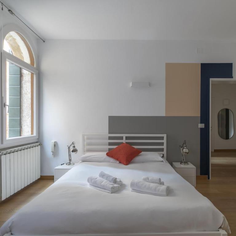 Lively Home - 3 bedrooms apt 2 steps from Campo san Lio - Appartamento con 3 Camere da Letto - 10
