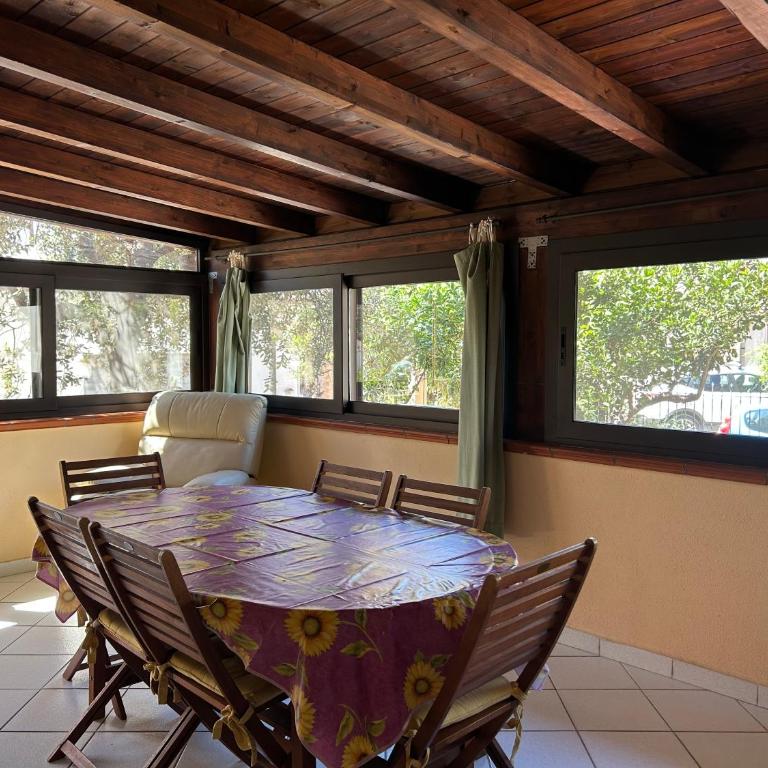 Orosei Vacanze Ampio Appartamento con Veranda - Appartamento con 2 Camere da Letto - 4