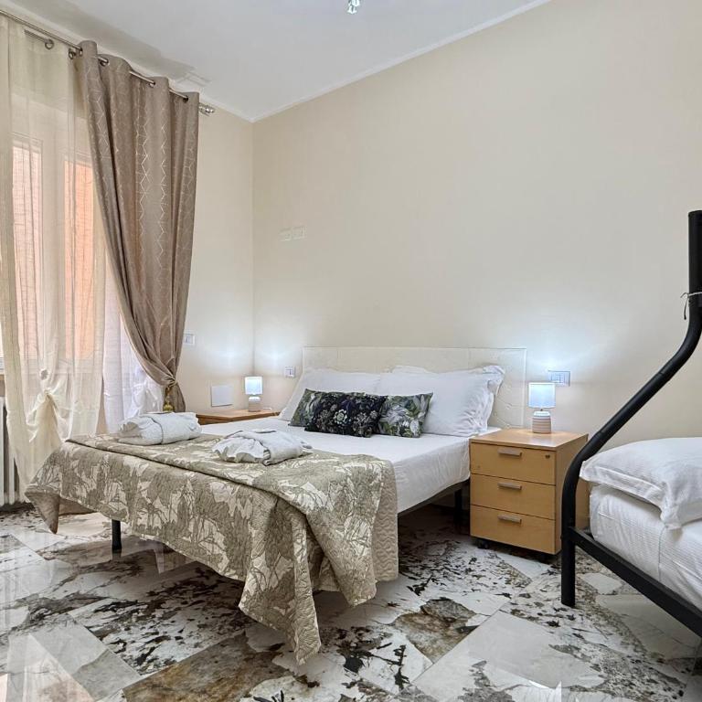 Bologna Guest House Roma - Familienzimmer mit eigenem Bad - 1