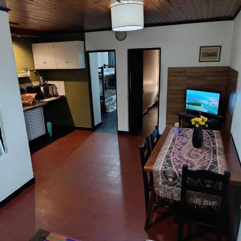 Tacuarí 2863 de. 5 - Apartamento de 2 dormitorios - 1
