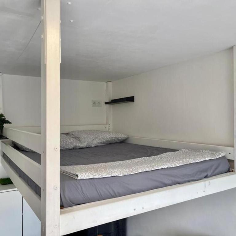 Studio à 300m Plage Clim Wifi Proche Gare - Appartement 1 Chambre - 9