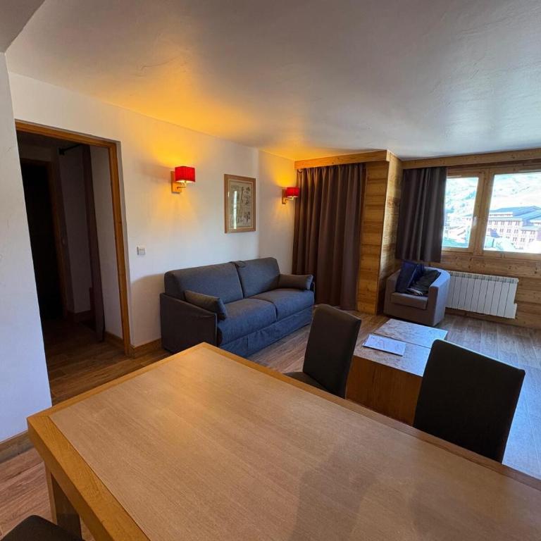 Résidence Le Centaure - Appartement avec beaux volumes · Ski aux pieds · Exposition sud MAE-0581 - Appartement - 1