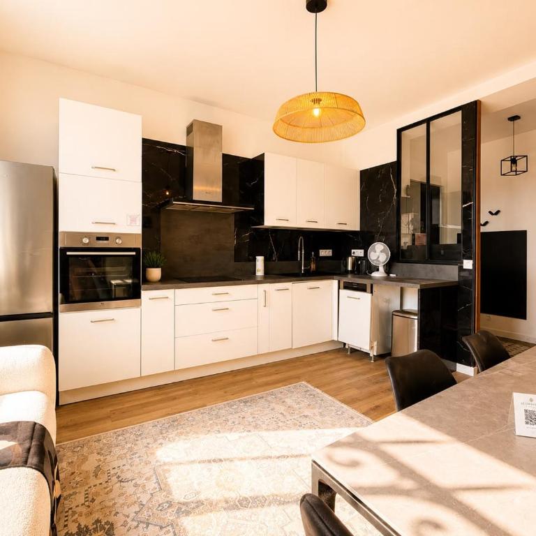 UrbanFlat 169 - Confort et charme au centre de Paris - Appartement - 3