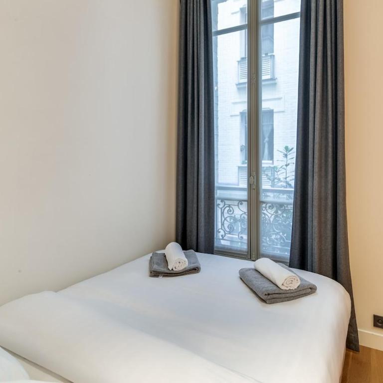 Cosy 1BR apartment with AC, next to Avenue Montaigne - Appartement 2 Chambres - 4