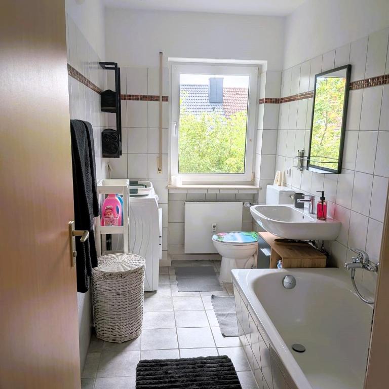 Modernes 2-Zimmer-Apartment mit Balkon & Gartenblick - Apartment mit 1 Schlafzimmer - 10