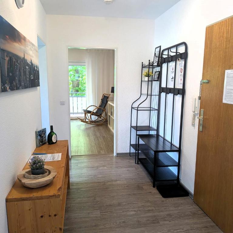 Modernes 2-Zimmer-Apartment mit Balkon & Gartenblick - Apartment mit 1 Schlafzimmer - 13