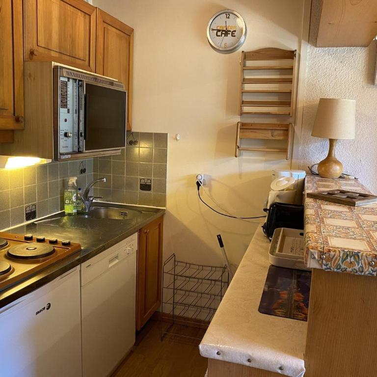 Résidence Le Genevrier - Studio pour 4 personnes en plein centre de Méribel dans une résidence calme MAE-7141 - Monolocale - 5