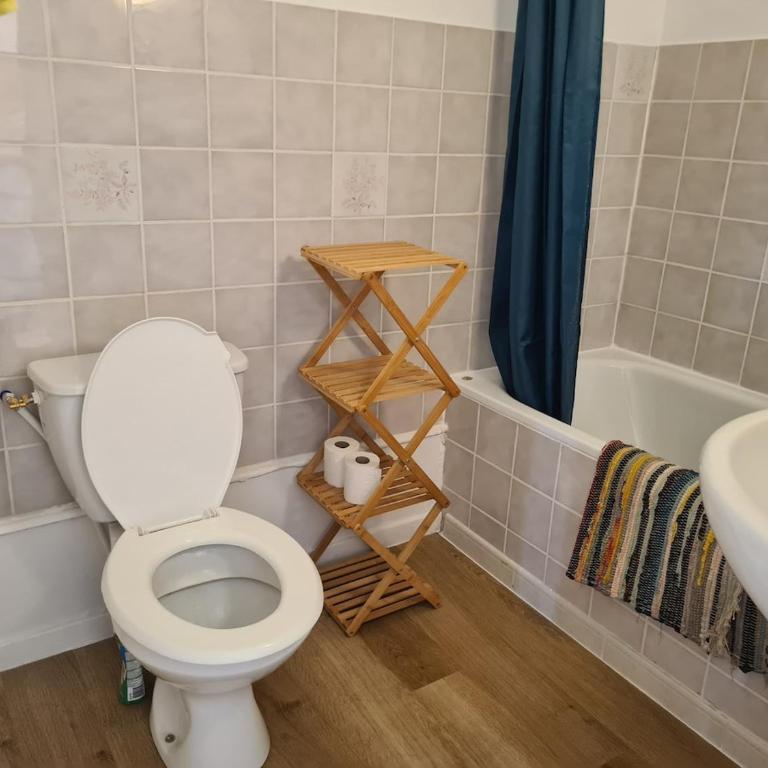 Studio Le Marlioz Parking Prive - 5 min du centre - Appartement 1 Chambre - 15
