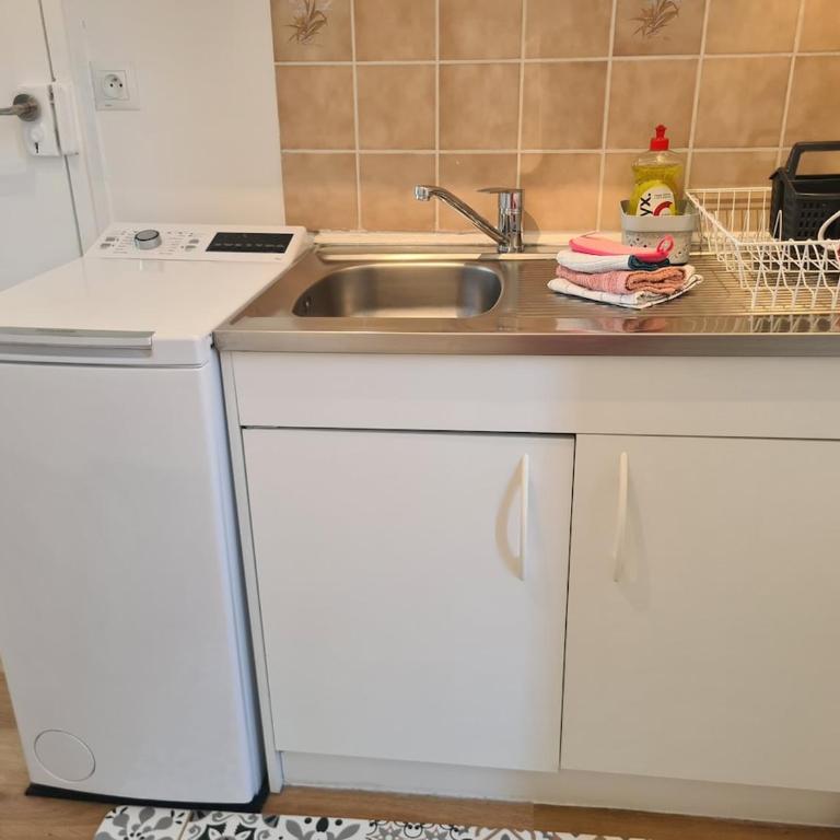 Studio Le Marlioz Parking Prive - 5 min du centre - Appartement 1 Chambre - 20