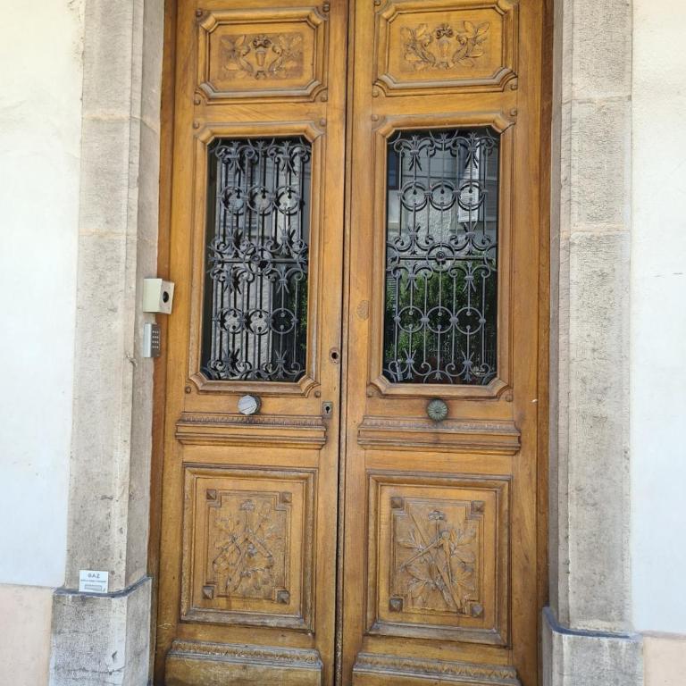 Studio Le Marlioz Parking Prive - 5 min du centre - Appartement 1 Chambre - 27