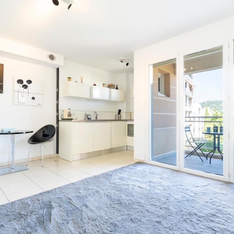 LE STUDIO DU PARK avec terrasse et garage - Studio avec Terrasse - 8