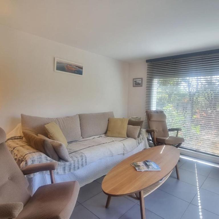 Large family apart with garden close to the beach - Apartment - 2